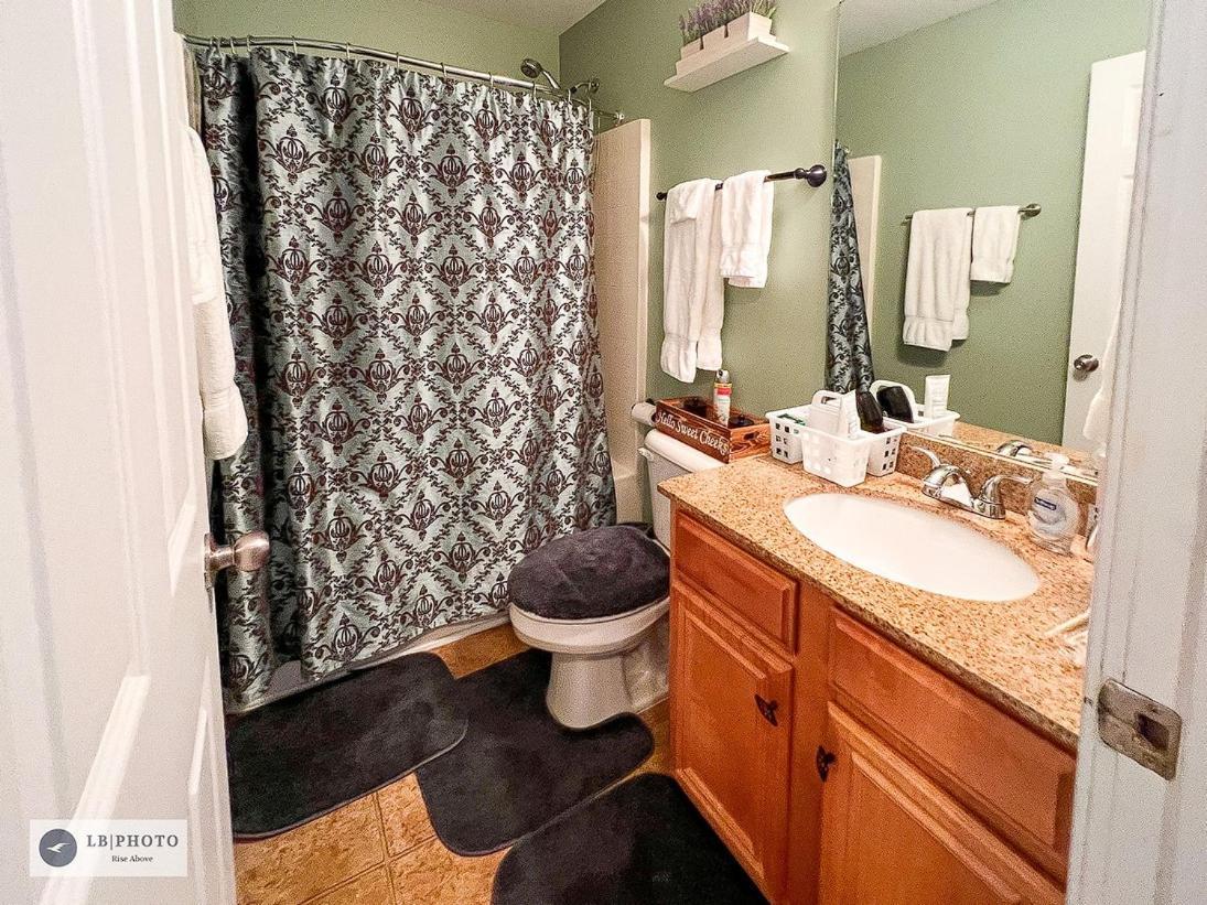 4 - Bed Home With Cali King Bed, 12 Mins To Dtwn Atlanta Buitenkant foto