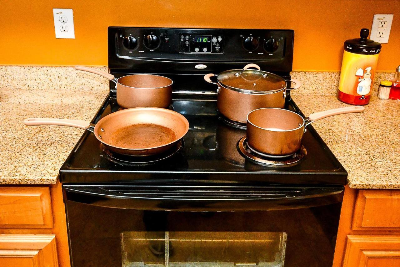 4 - Bed Home With Cali King Bed, 12 Mins To Dtwn Atlanta Buitenkant foto