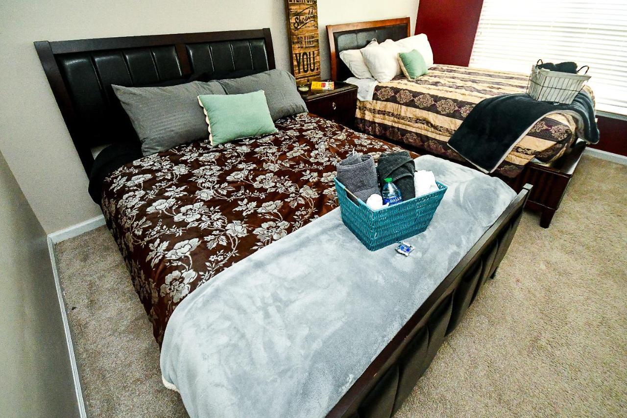 4 - Bed Home With Cali King Bed, 12 Mins To Dtwn Atlanta Buitenkant foto