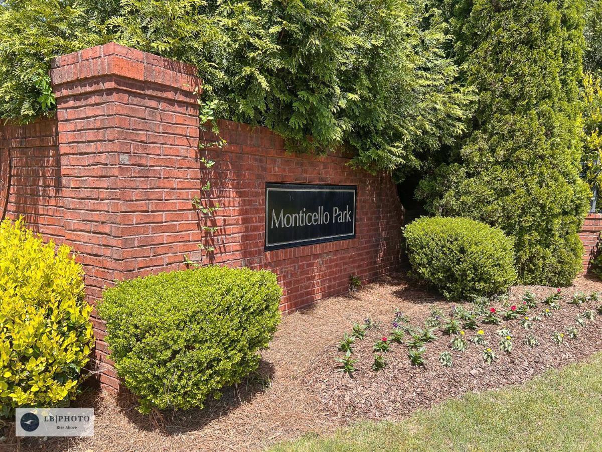 4 - Bed Home With Cali King Bed, 12 Mins To Dtwn Atlanta Buitenkant foto